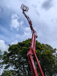 Detailaufnahme des Gelenk-Teleskoparmes der PB DINO 16 EZ Arbeitsbühne mit 16,00 m Arbeitshöhe.